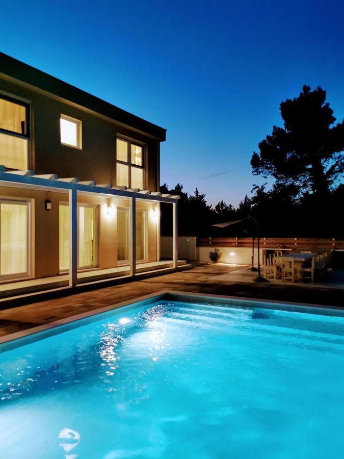 Villa Olivia - New And Modern House With Pool, Souna, Jacuzzi & Playground, Liznjan - Istra エクステリア 写真