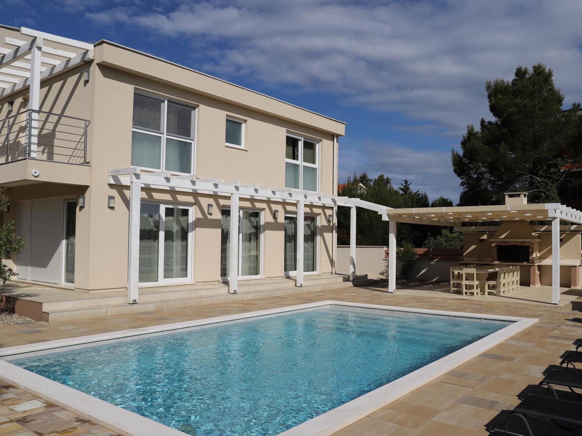 Villa Olivia - New And Modern House With Pool, Souna, Jacuzzi & Playground, Liznjan - Istra エクステリア 写真